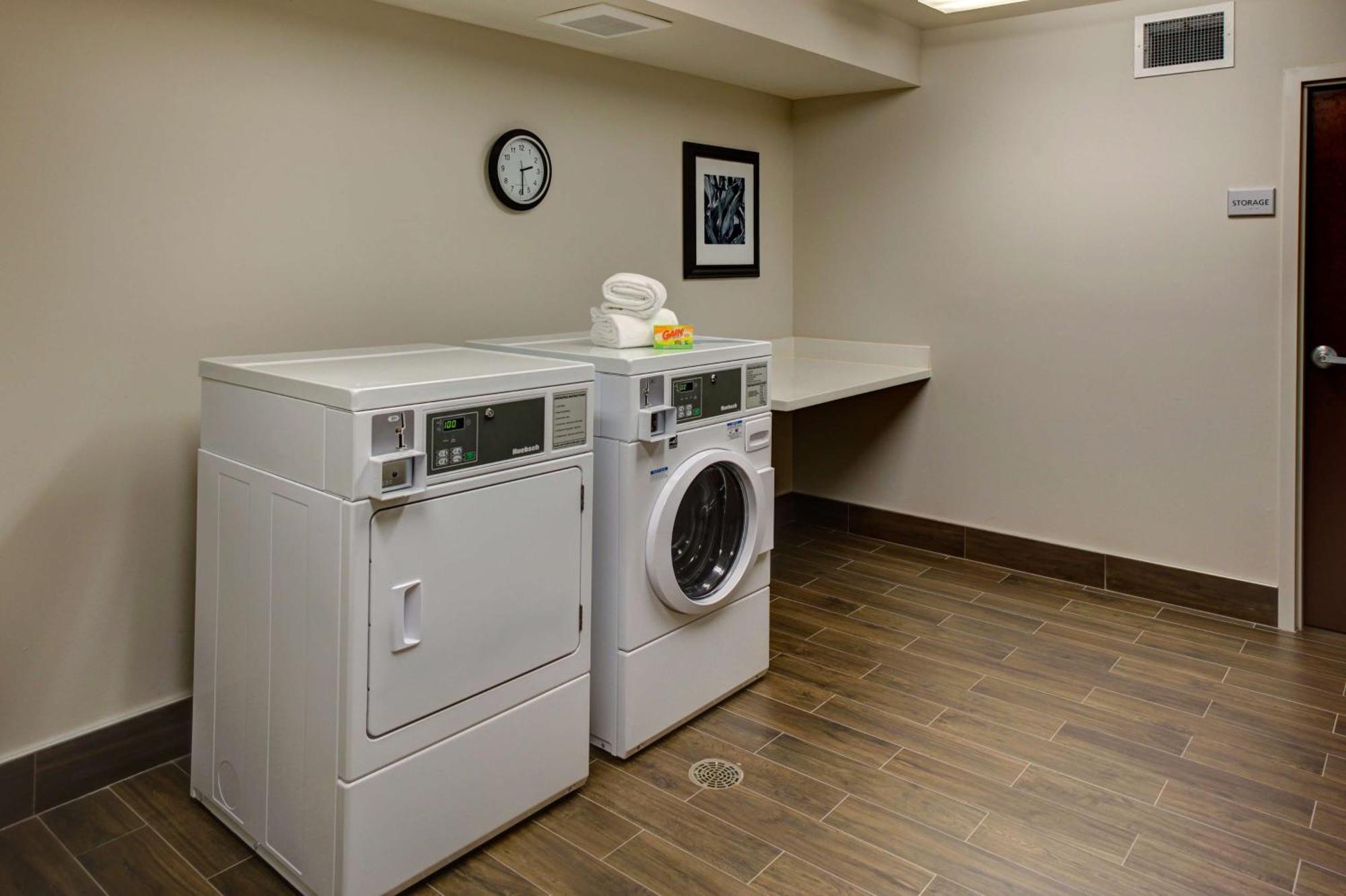 Hampton Inn And Suites Columbus, Ms Экстерьер фото